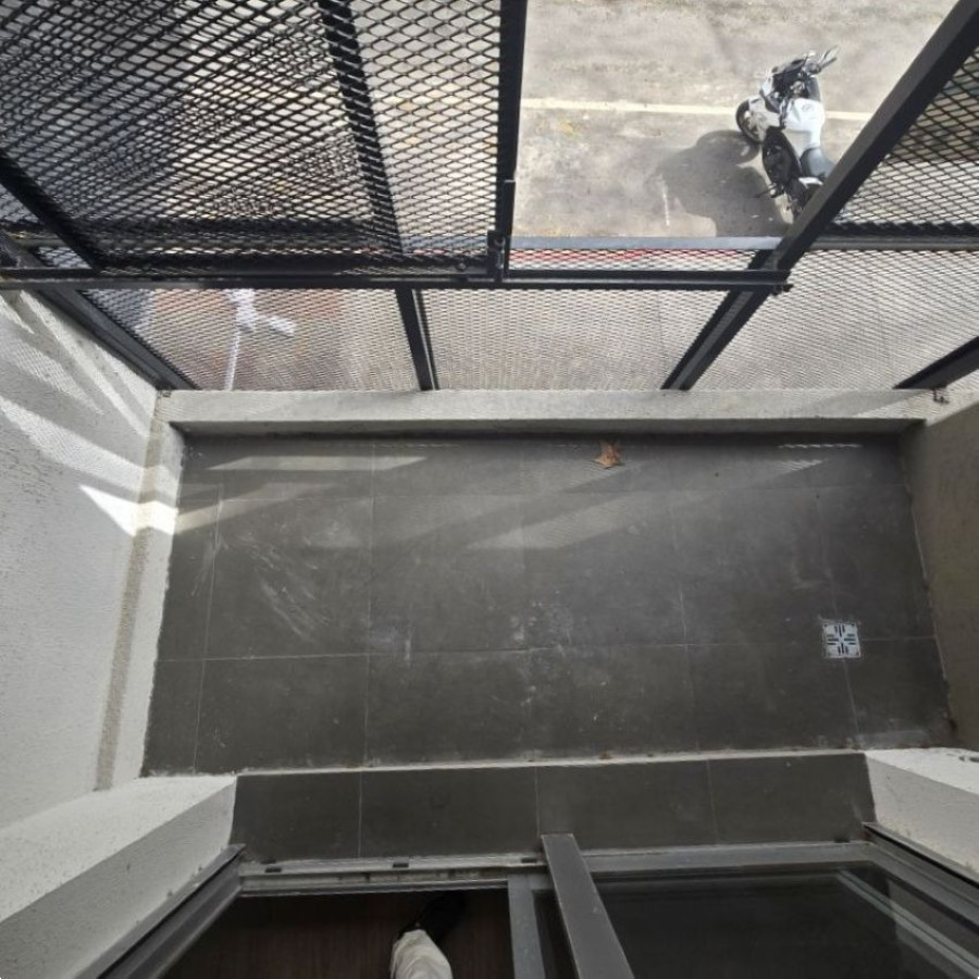 Apartamento ID.249 - Venta apartamento, un dormitorio y patio, Cordón.