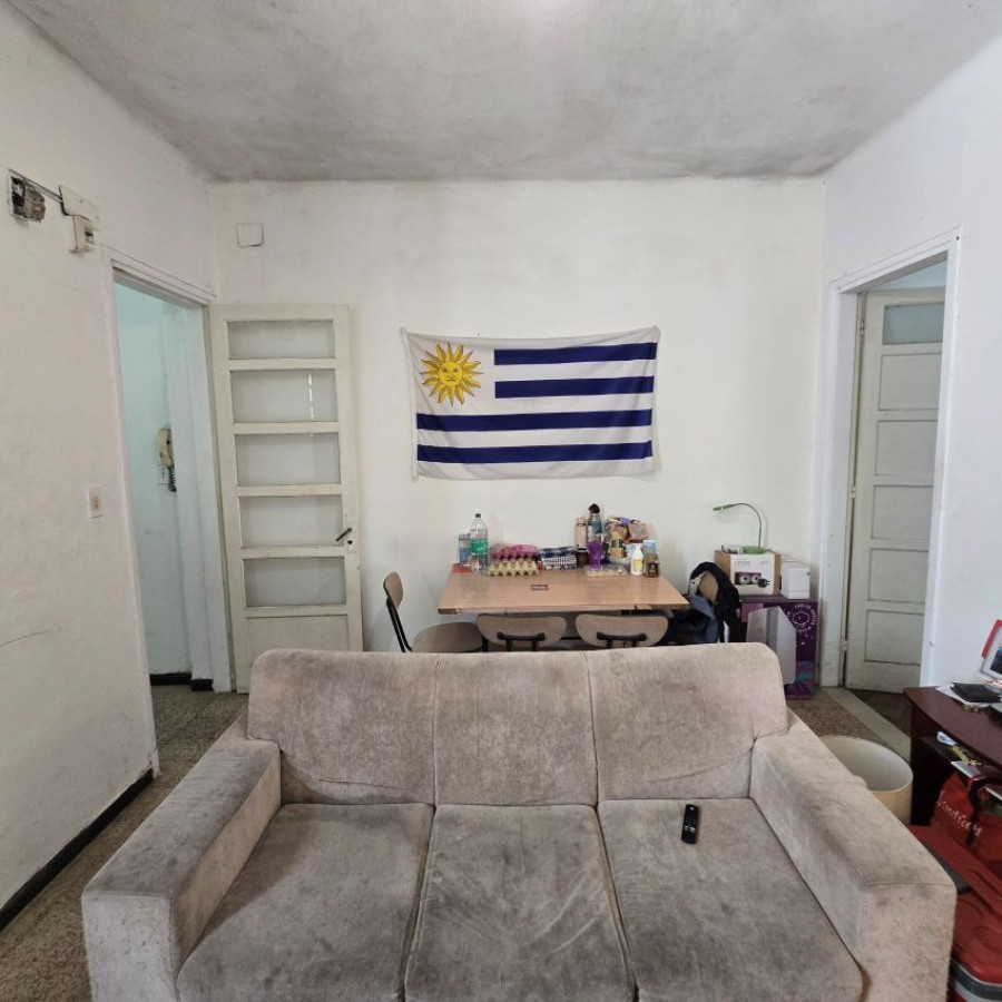 Apartamento ID.153 - Alquiler Apartamento en zona Centro, 3 dormitorios, baño y balcón