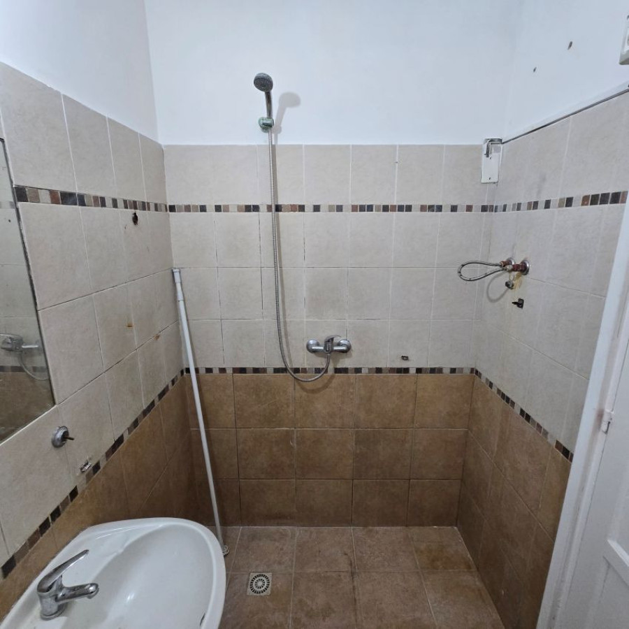 Apartamento ID.153 - Alquiler Apartamento en zona Centro, 3 dormitorios, baño y balcón