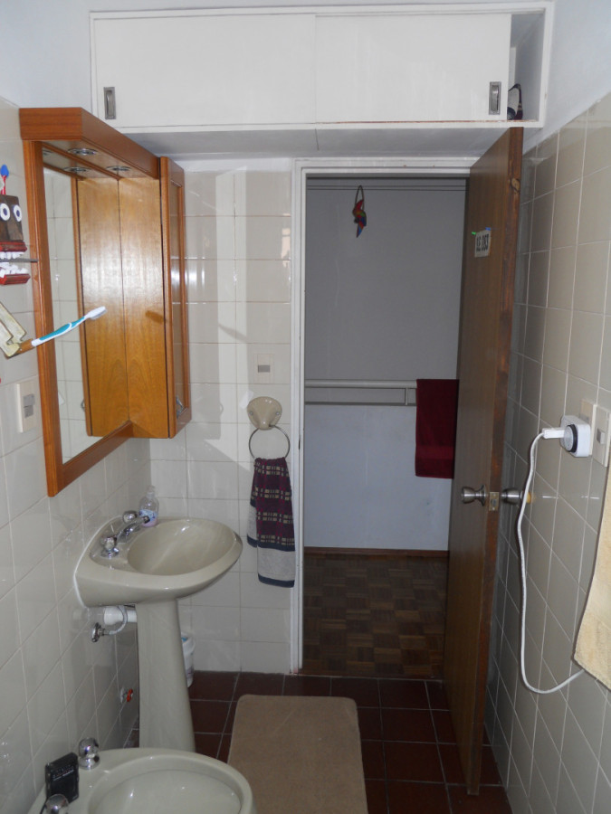 Apartamento ID.126 - Alquiler dúplex Parque Rodó 2 dormitorios con garaje