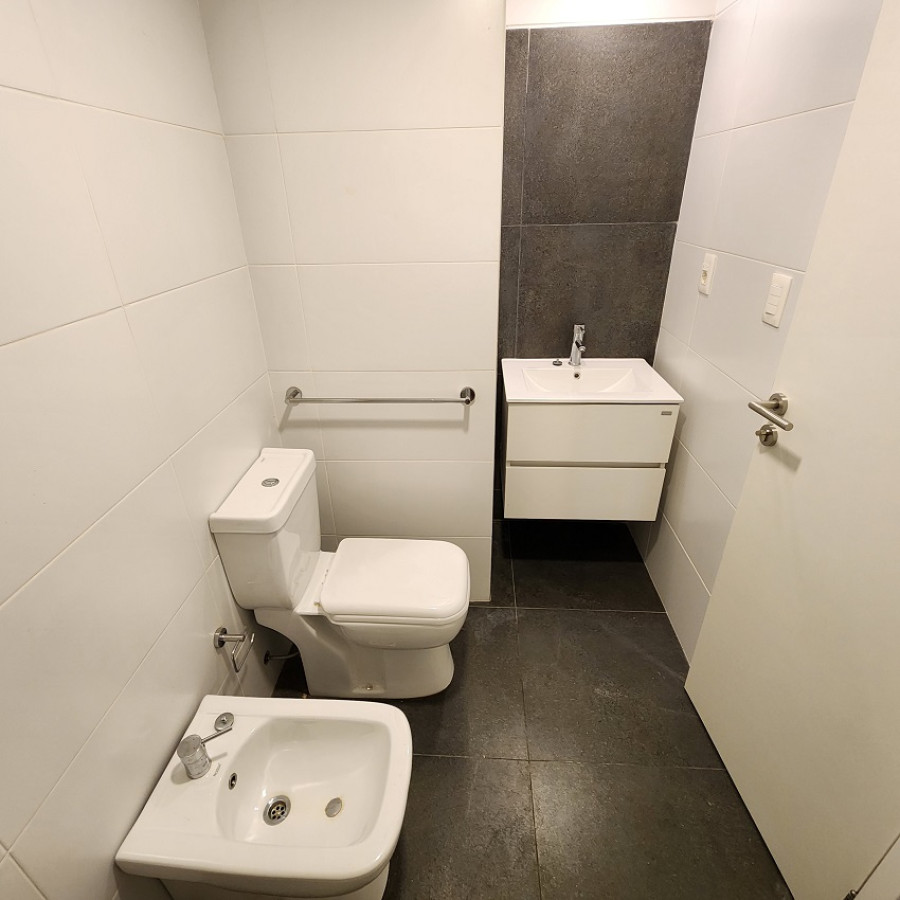 Apartamento ID.70 - Alquiler apartamento en Brazo Oriental 2 dormitorios y parrillero.
