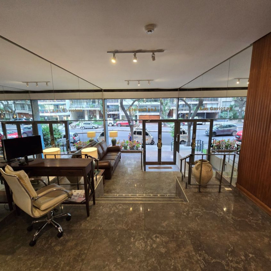 Apartamento ID.170 - Alquiler penthouse en Pocitos 2 dormitorio con garaje y amoblado.