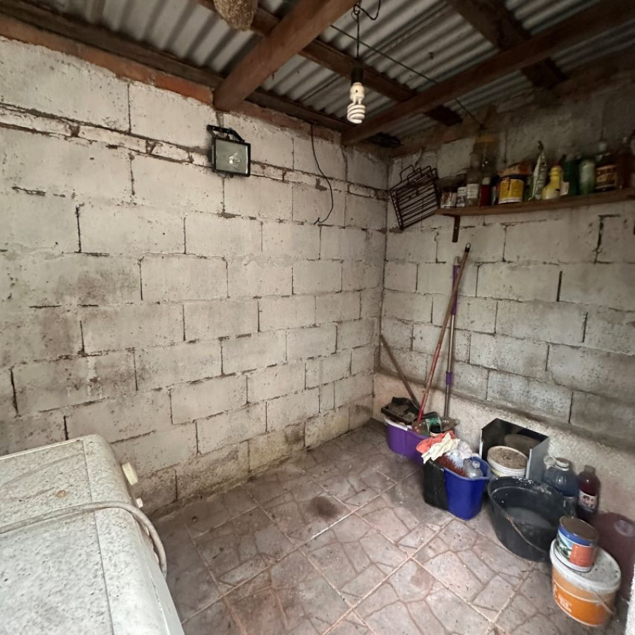 Apartamento ID.191 - Venta casa PH 3 dormitorios en Lezica 
