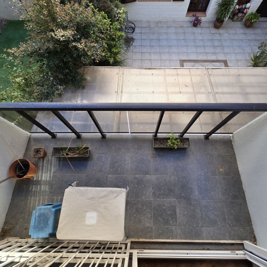 Apartamento ID.104 - Venta apartamento en Pocitos 3 dormitorios, 2 baños.
