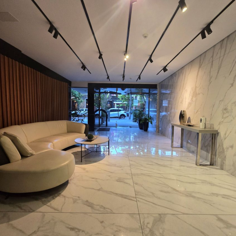 Apartamento ID.122 - Alquiler Monoambiente en Pocitos con amenities y opción cochera.