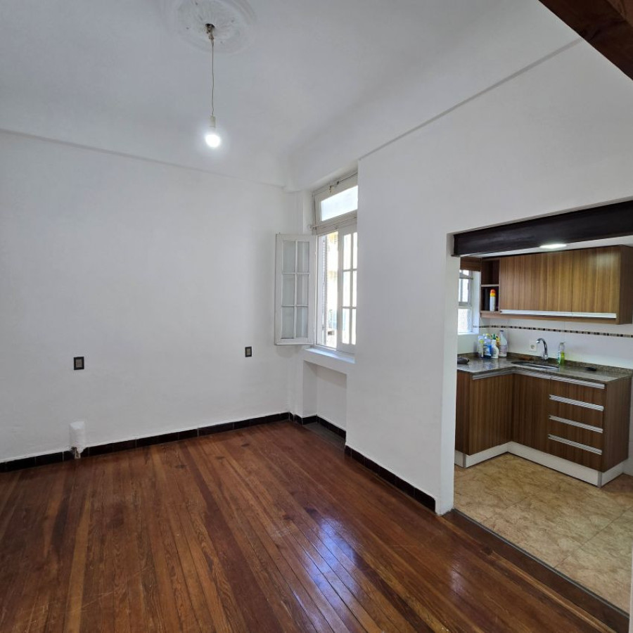 Apartamento ID.230 - Alquiler apartamento de 1 dormitorio en excelente estado, Centro.