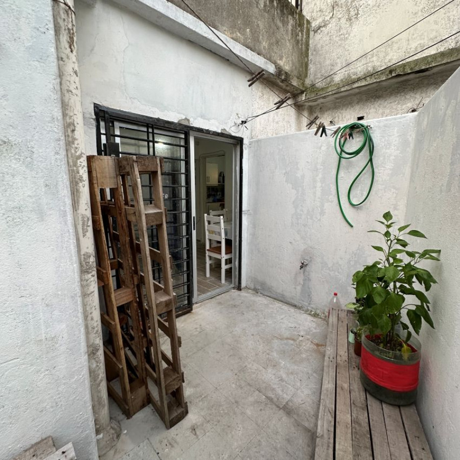 Apartamento ID.69 - Alquiler apartamento 2 dormitorios en La Teja con patio exclusivo.