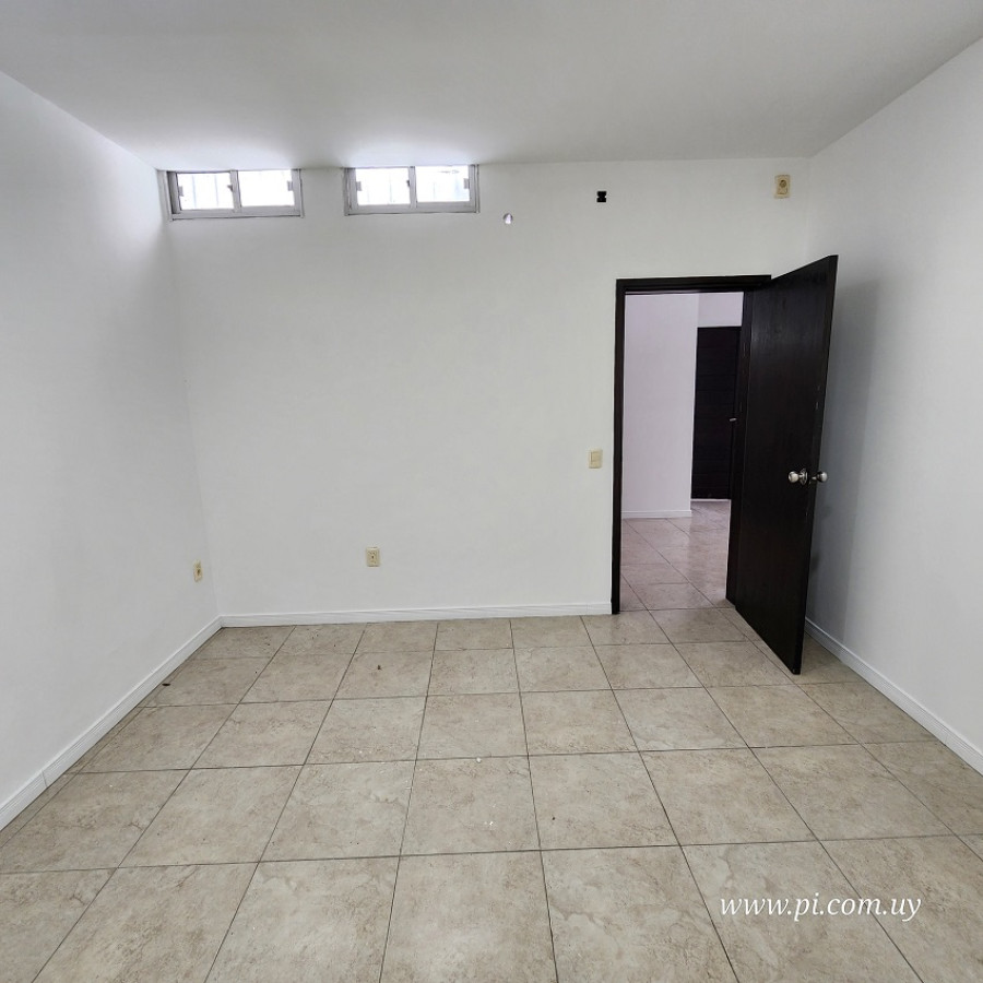 Apartamento ID.53 - Alquiler apartamento en Mercado Modelo 2 dormitorios.