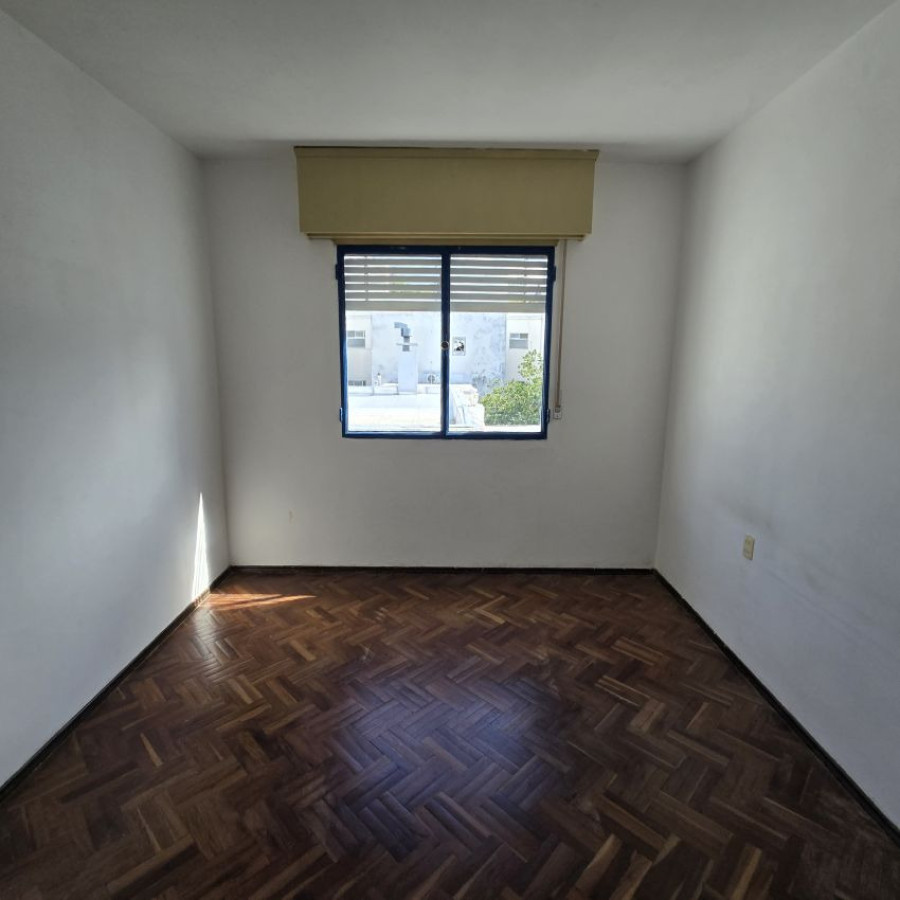 Apartamento ID.166 - Alquiler apartamento Barrio Sur 1 dormitorio con bajos gastos comunes.