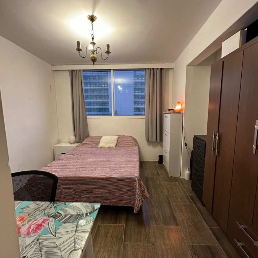 Apartamento ID.83 - Alquiler Centro 2 dormitorios piso 10 con gastos comunes y tributos incluidos.