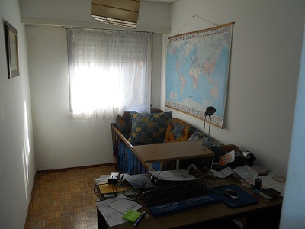 Apartamento ID.126 - Alquiler dúplex Parque Rodó 2 dormitorios con garaje