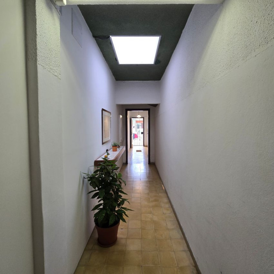 Apartamento ID.155 - Alquiler apartamento en Larrañaga 2 dormitorios y patio con bajos gastos comunes.