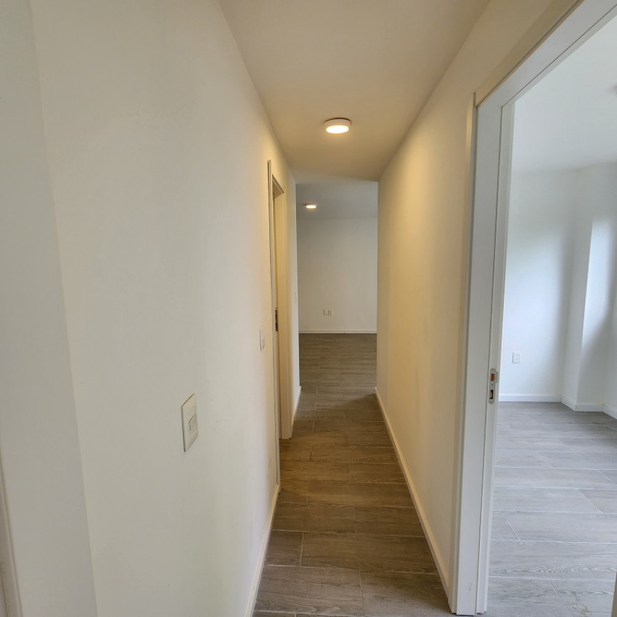 Apartamento ID.70 - Alquiler apartamento en Brazo Oriental 2 dormitorios y parrillero.