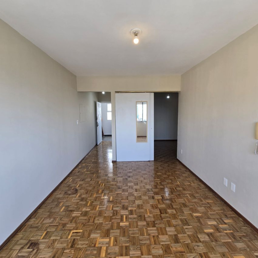 Apartamento ID.157 - Alquiler apartamento en Centro 1 dormitorio con calefacción central y portería 24hs.