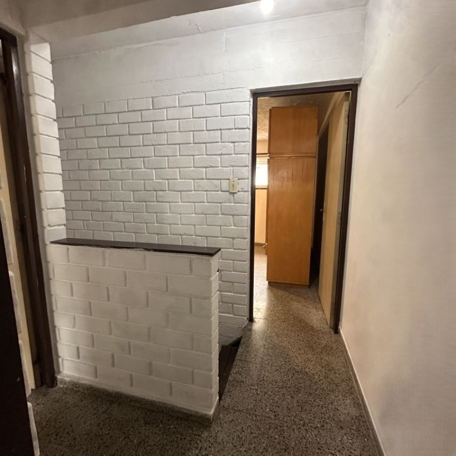 Apartamento ID.191 - Venta casa PH 3 dormitorios en Lezica 