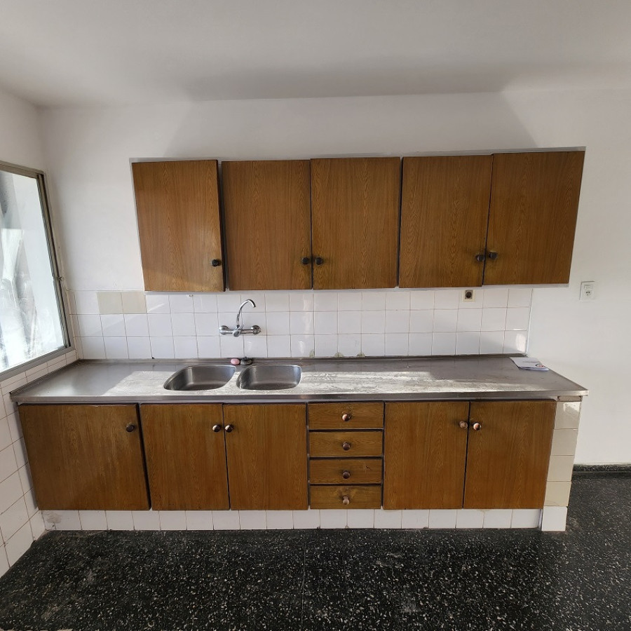 Apartamento ID.196 - Alquiler apartamento 2 dormitorio  en La Blanqueada.