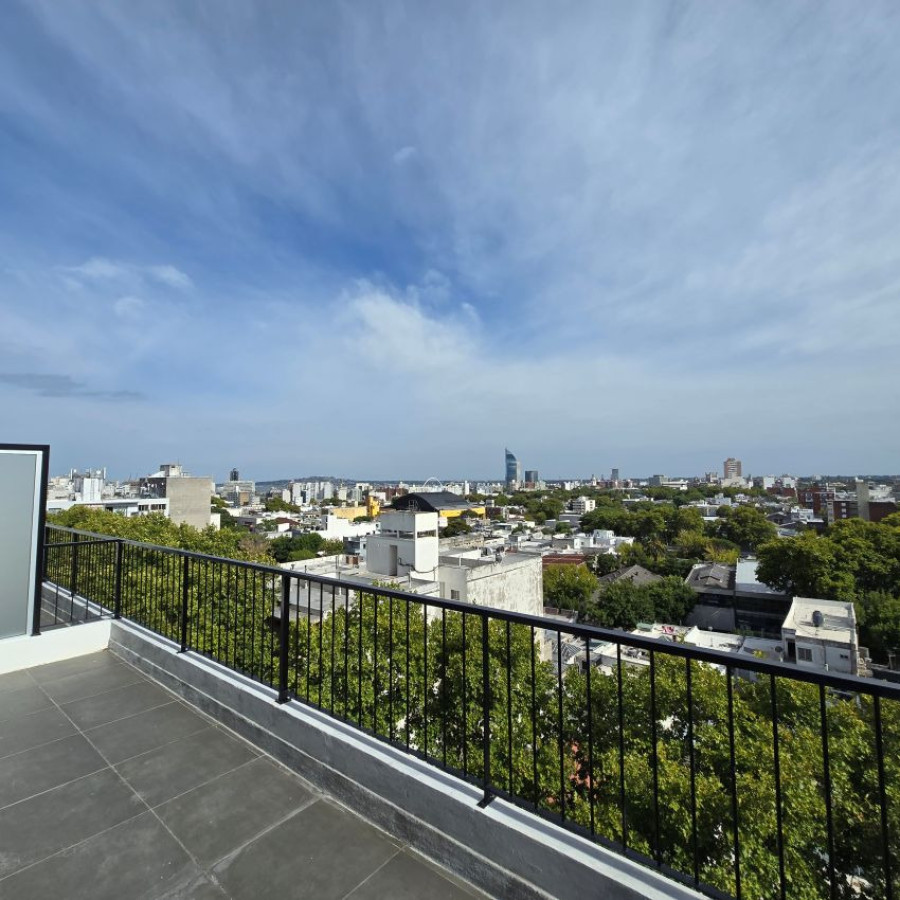 Apartamento ID.169 - Alquiler apartamento penthouse Centro 2 dormitorios a estrenar con opción a arrendar hasta 2 garajes.