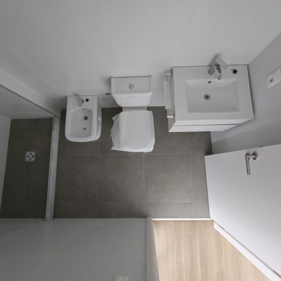 Apartamento ID.169 - Alquiler apartamento penthouse Centro 2 dormitorios a estrenar con opción a arrendar hasta 2 garajes.