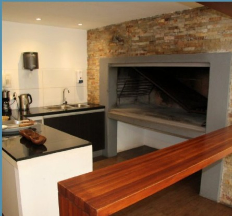 Apartamento ID.73 - Alquiler Exclusivo apartamento amueblado en Buceo 1 dormitorio piso 12 opción garaje en edificio Diamantis Plaza.