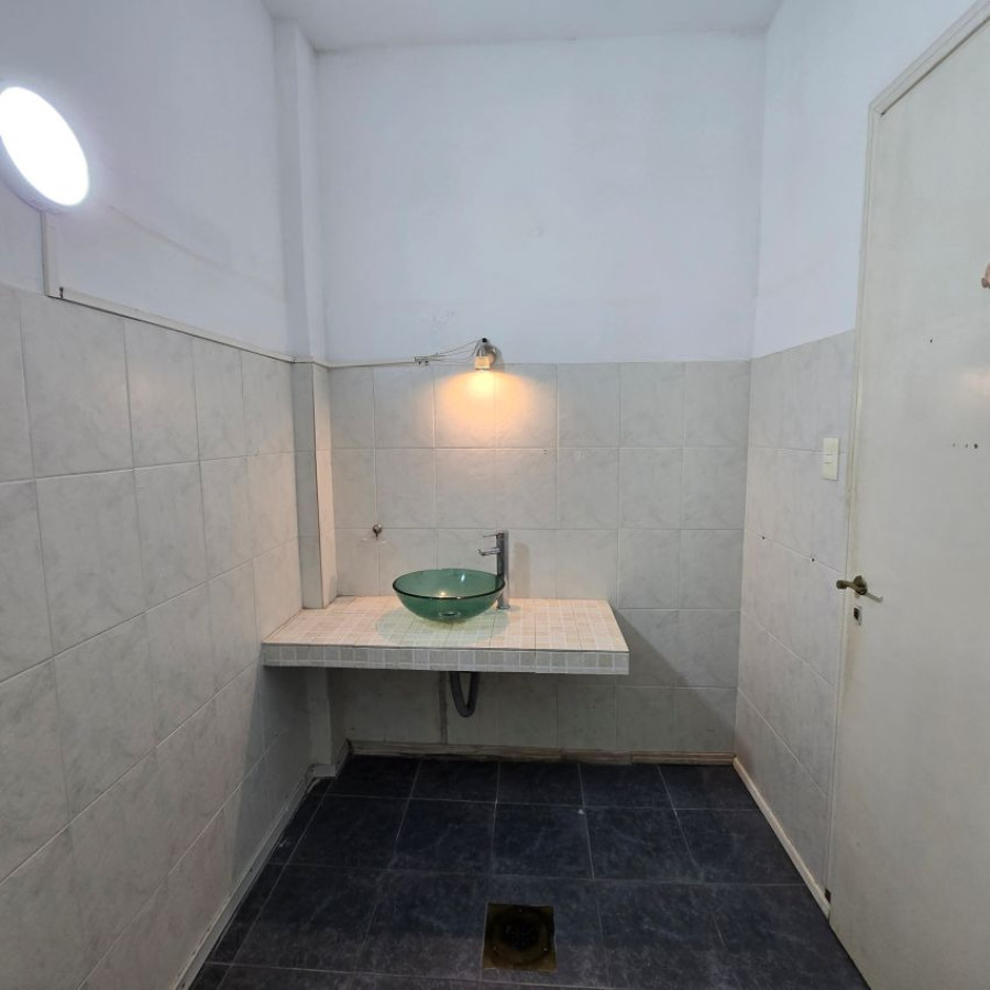 Apartamento ID.194 - Alquiler apartamento Ciudad Vieja 96 mt2, 2 dormitorios.
