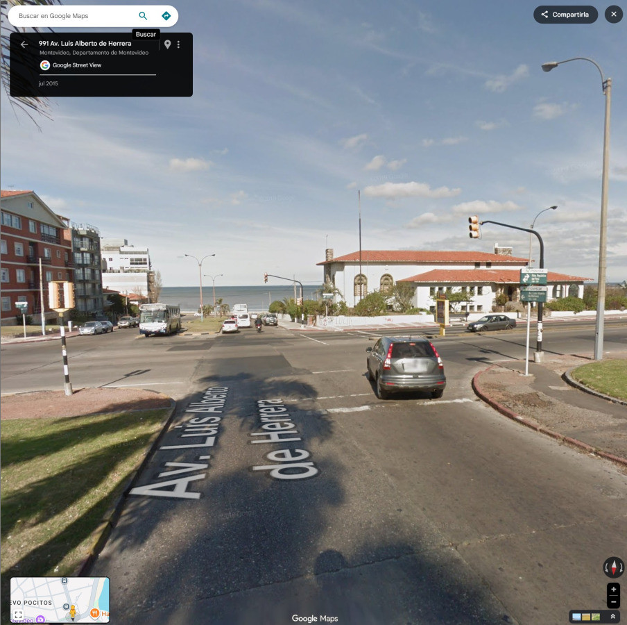 Apartamento ID.107 - Alquiler Apartamento Monoambiente en Pocitos con divisiones, balcón y opción garaje. 