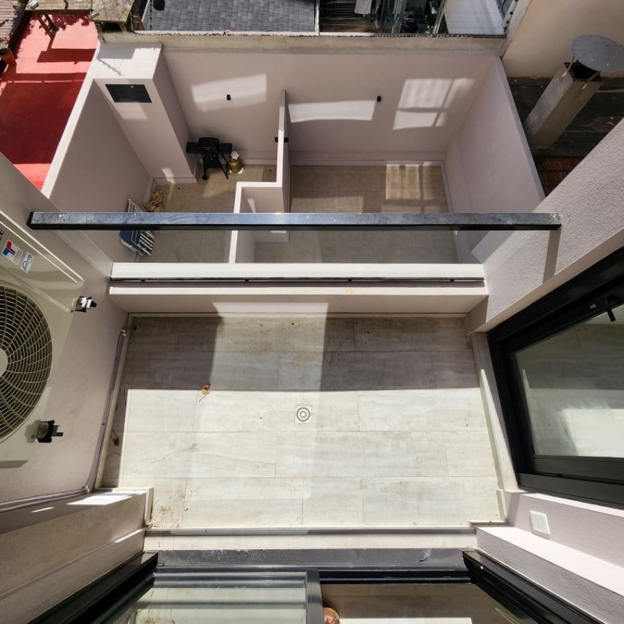 Apartamento ID.125 - Alquiler apartamento en Punta Carretas  Villa Biarritz 1 dormitorio con un año de uso.