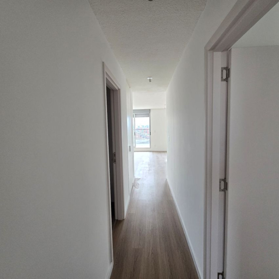 Apartamento ID.220 - Alquiler apartamento penthouse Centro 2 dormitorios a estrenar con opción a arrendar garaje.