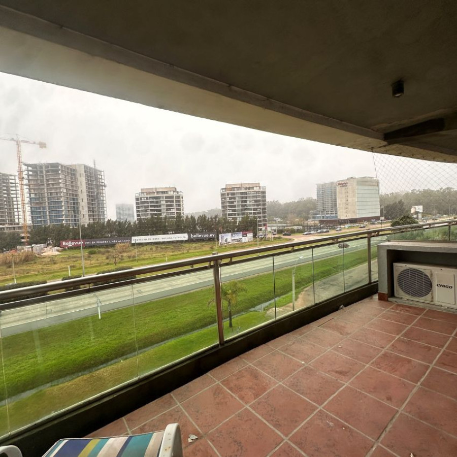 Apartamento ID.227 - Alquiler apartamento, 1 dormitorio amoblado con cochera en Ciudad de la Costa.