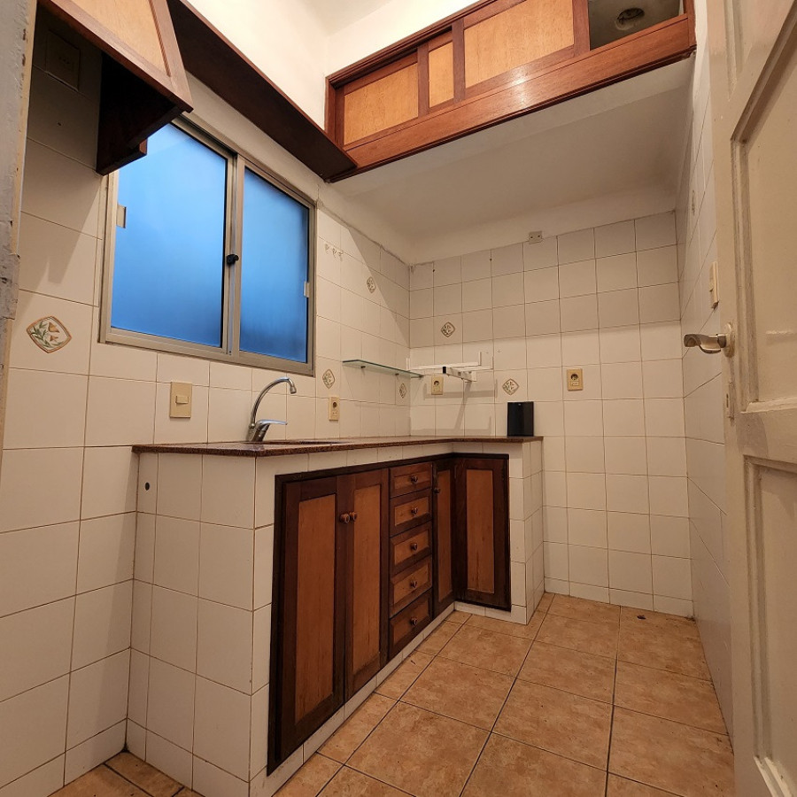 Apartamento ID.112 - Alquiler apartamento en Brazo Oriental 2 dormitorios con estufa a leña.