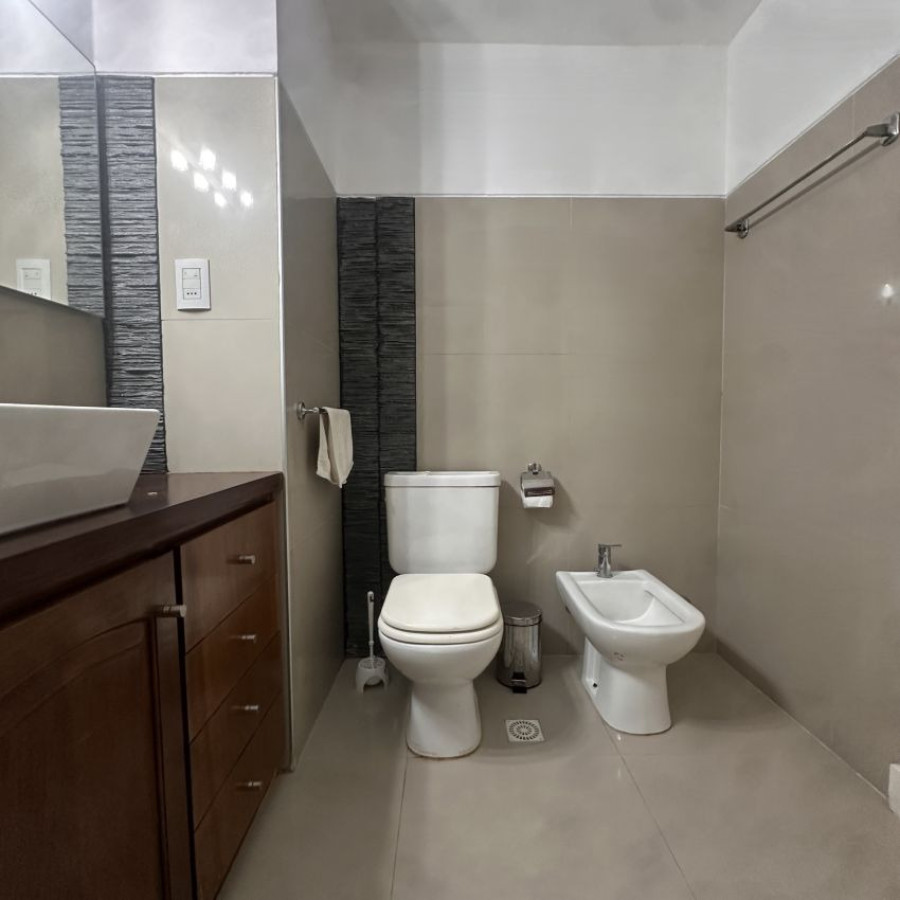 Apartamento ID.227 - Alquiler apartamento, 1 dormitorio amoblado con cochera en Ciudad de la Costa.