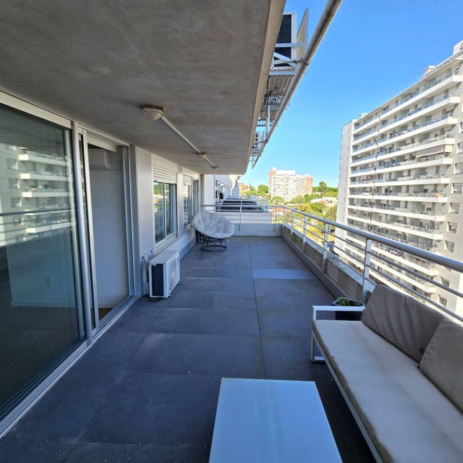 Apartamento ID.121 - Venta apartamento Malvin 1 dormitorio y garaje.