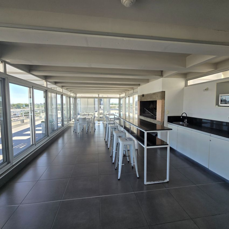 Apartamento ID.121 - Venta apartamento Malvin 1 dormitorio y garaje.