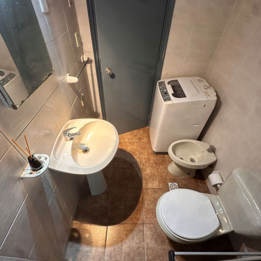 Apartamento ID.187 - Alquiler apartamento en Centro 1 dormitorio con gran patio exclusivo.