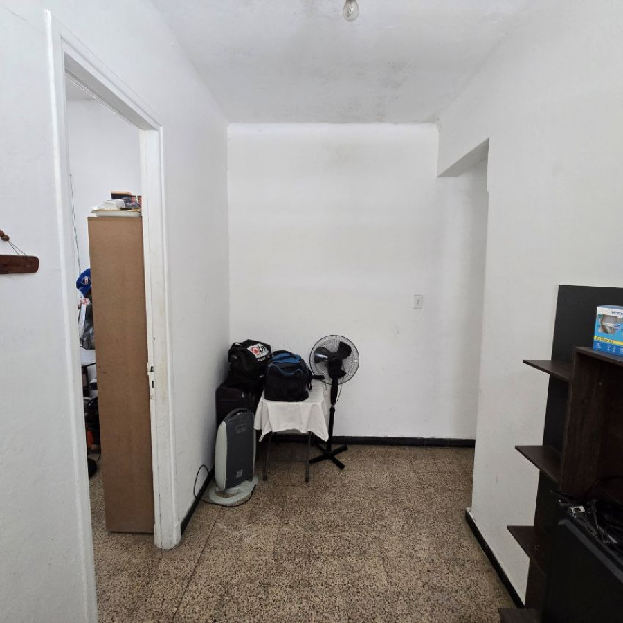 Apartamento ID.153 - Alquiler Apartamento en zona Centro, 3 dormitorios, baño y balcón