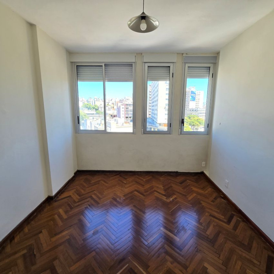 Apartamento ID.164 - Alquiler apartamento en Centro 1 dormitorio con hermosa vista y cochera por orden de llegada.