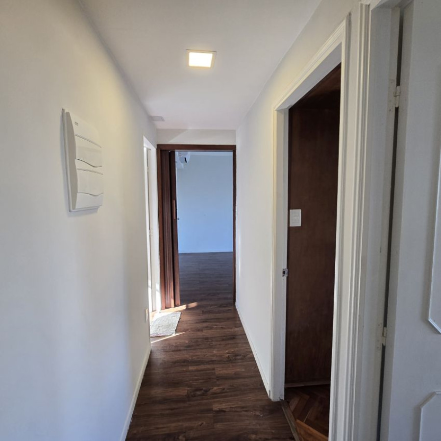 Apartamento ID.90 - Alquiler apartamento en Tres Cruces 2 dormitorios.