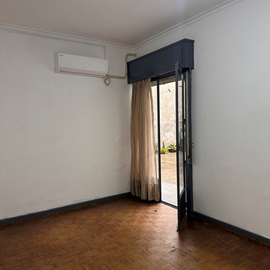 Apartamento ID.187 - Alquiler apartamento en Centro 1 dormitorio con gran patio exclusivo.