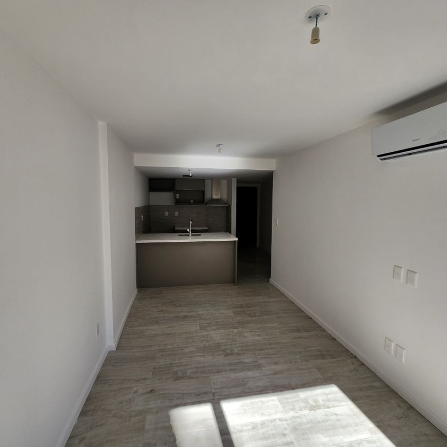 Apartamento ID.125 - Alquiler apartamento en Punta Carretas  Villa Biarritz 1 dormitorio con un año de uso.