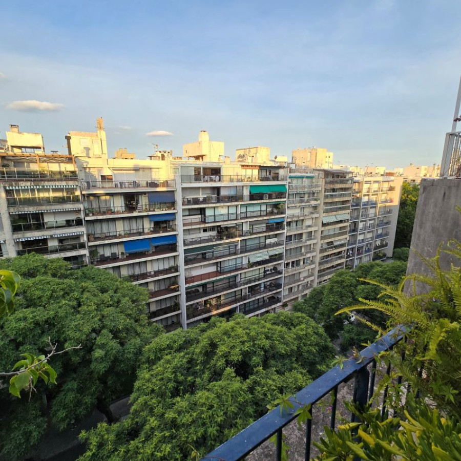 Apartamento ID.170 - Alquiler penthouse en Pocitos 2 dormitorio con garaje y amoblado.