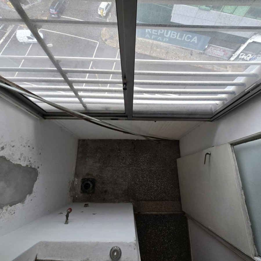 Apartamento ID.222 - Venta apartamento, 3 dormitorios, 2 baños, Cordon.