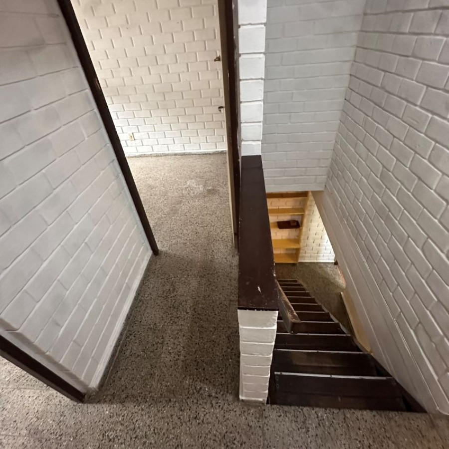 Apartamento ID.191 - Venta casa PH 3 dormitorios en Lezica 