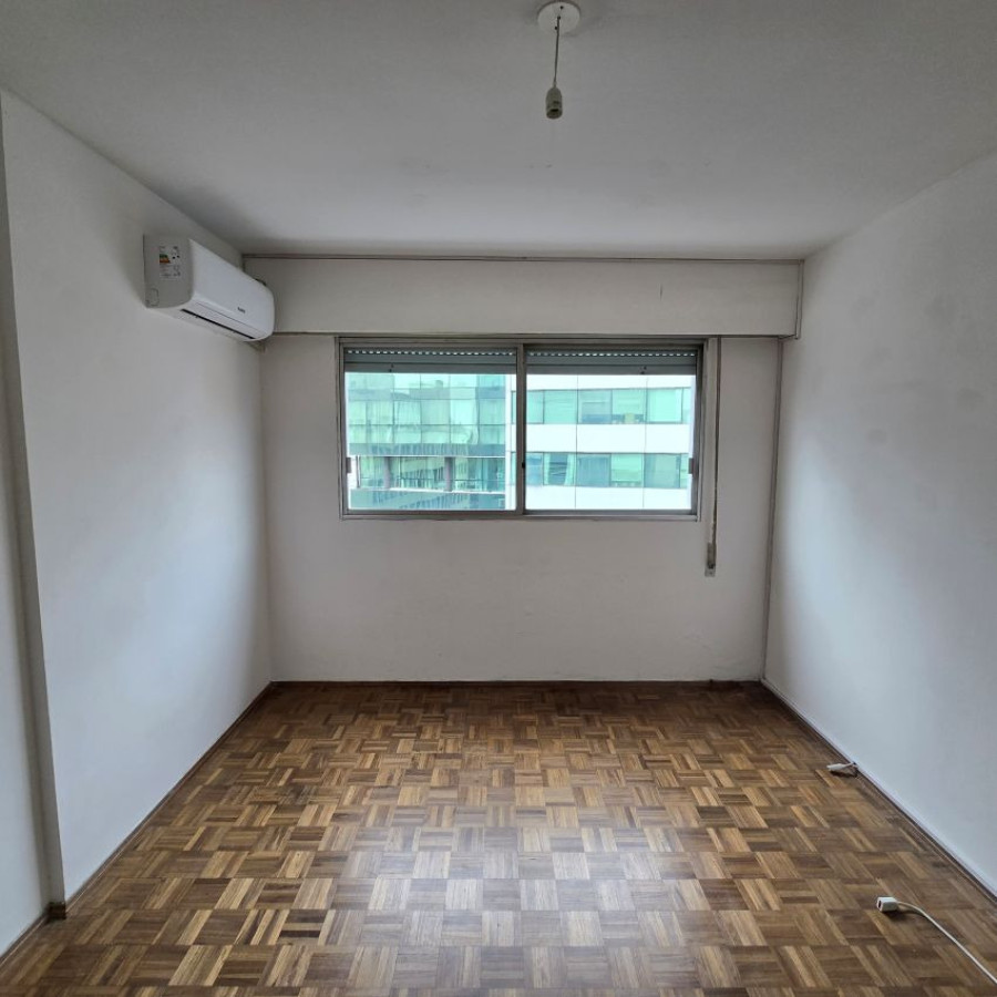 Apartamento ID.222 - Venta apartamento, 3 dormitorios, 2 baños, Cordon.