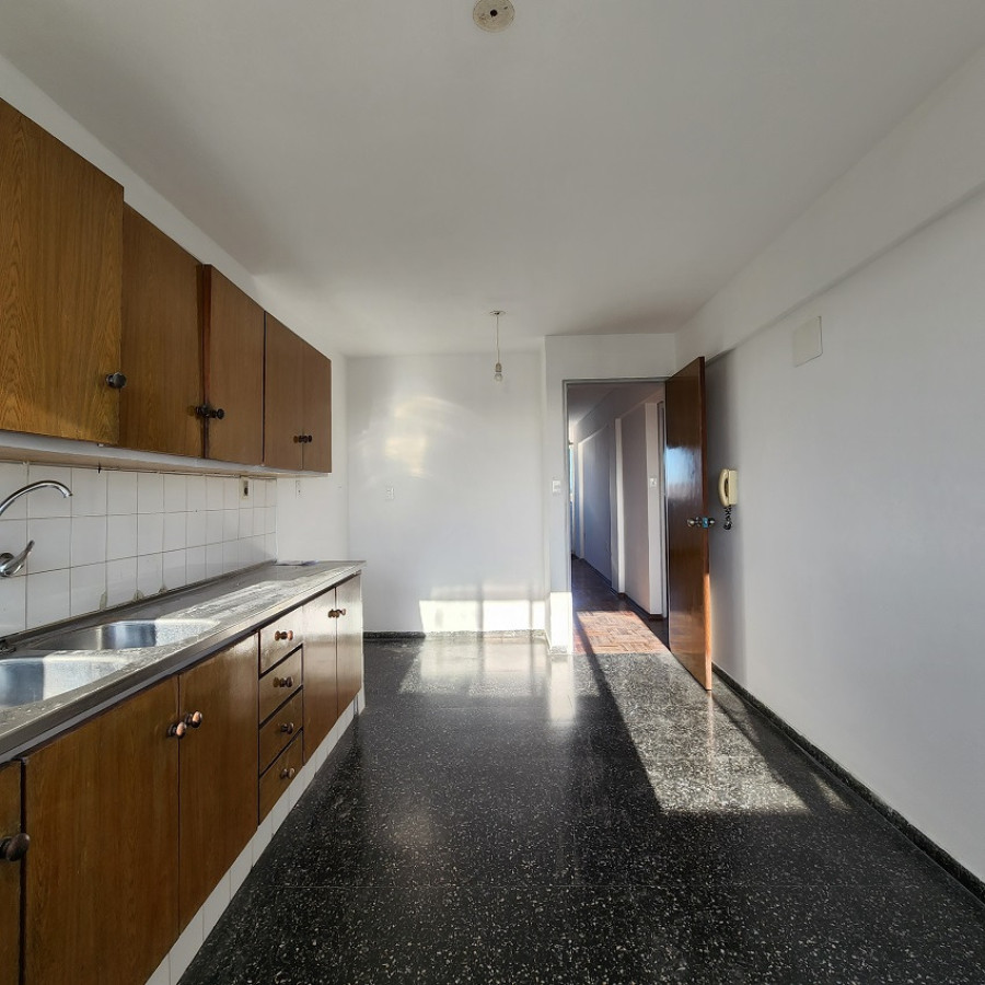 Apartamento ID.196 - Alquiler apartamento 2 dormitorio  en La Blanqueada.