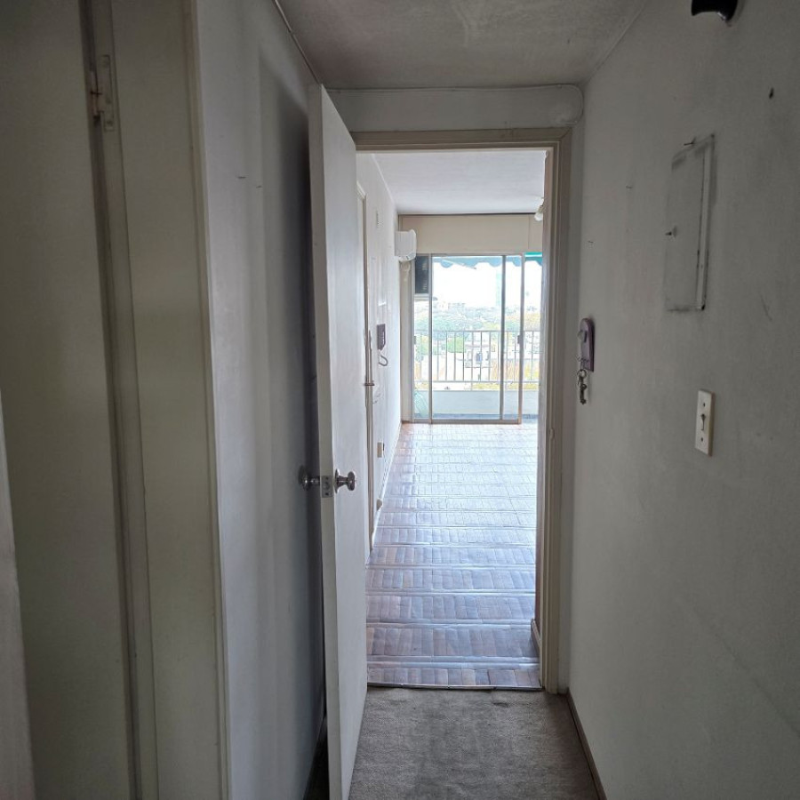Apartamento ID.190 - Venta apartamento, 1 dormitorio con cochera, Tres Cruces