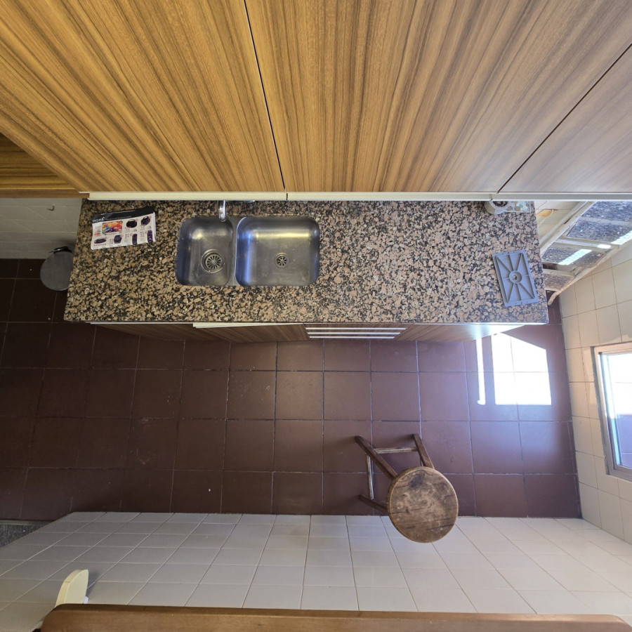 Apartamento ID.126 - Alquiler dúplex Parque Rodó 2 dormitorios con garaje