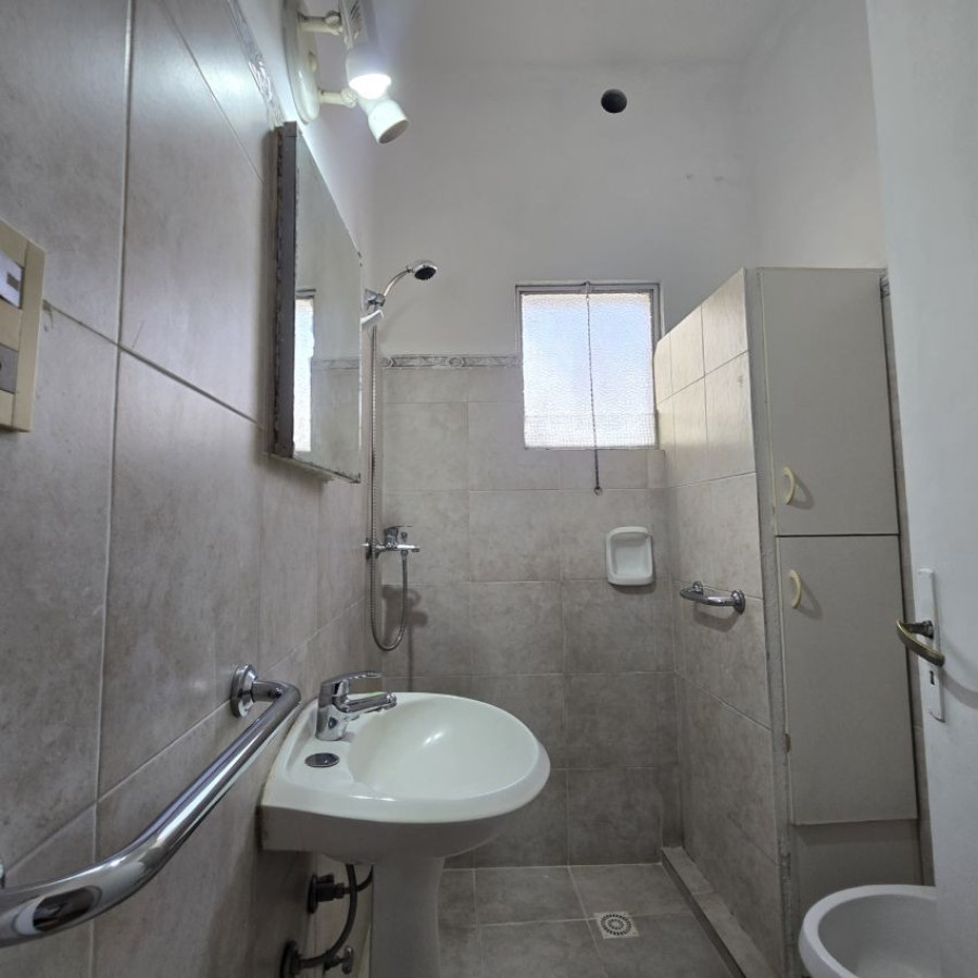 Apartamento ID.235 - Alquiler apartamento Centro 1 dormitorio y patio