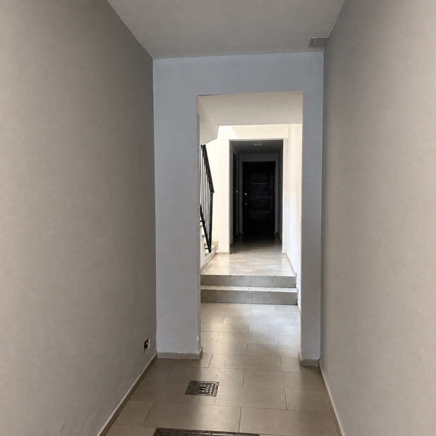 Apartamento ID.237 - Alquiler apartamento, 2 dormitorios y patio, Brazo Oriental.
