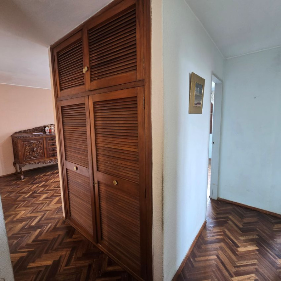 Apartamento ID.232 - Venta apartamento, 3 dormitorios, balcón, terraza y cocina definida, Aguada