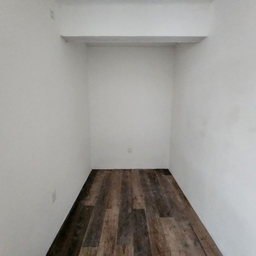 Apartamento ID.179 - Alquiler Apartamento Duplex 2 dormitorio con patio en Barrio Sur con bajos gastos comunes.