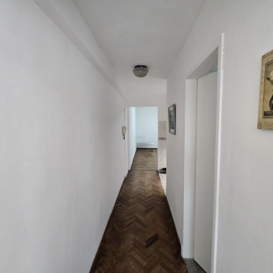 Apartamento ID.148 - Alquiler apartamento en Ciudad Vieja 1 dormitorio con patio.